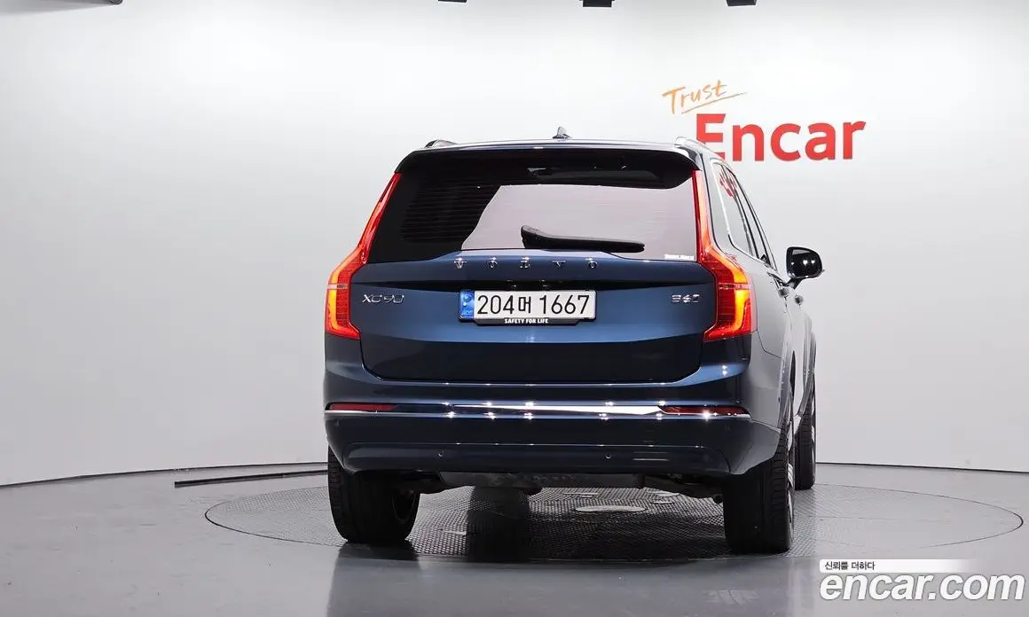 Volvo XC90 2023 2.0 автомат (гидро), фото 4