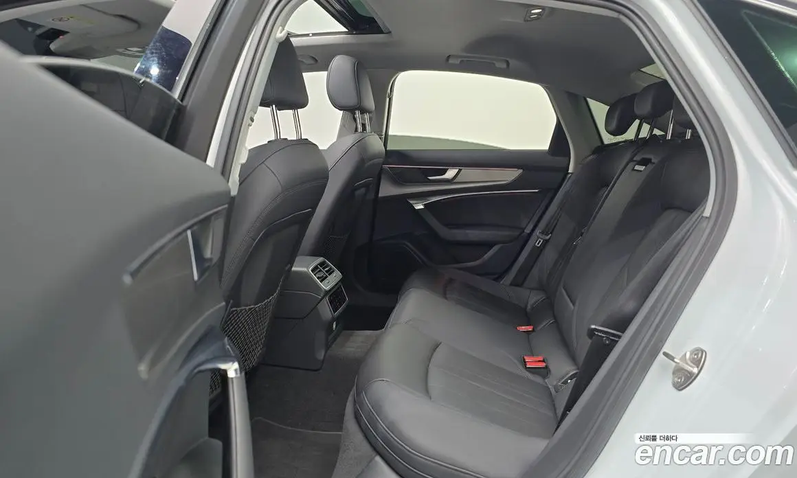 Audi A6 2020 2.0 автомат (гидро), фото 18