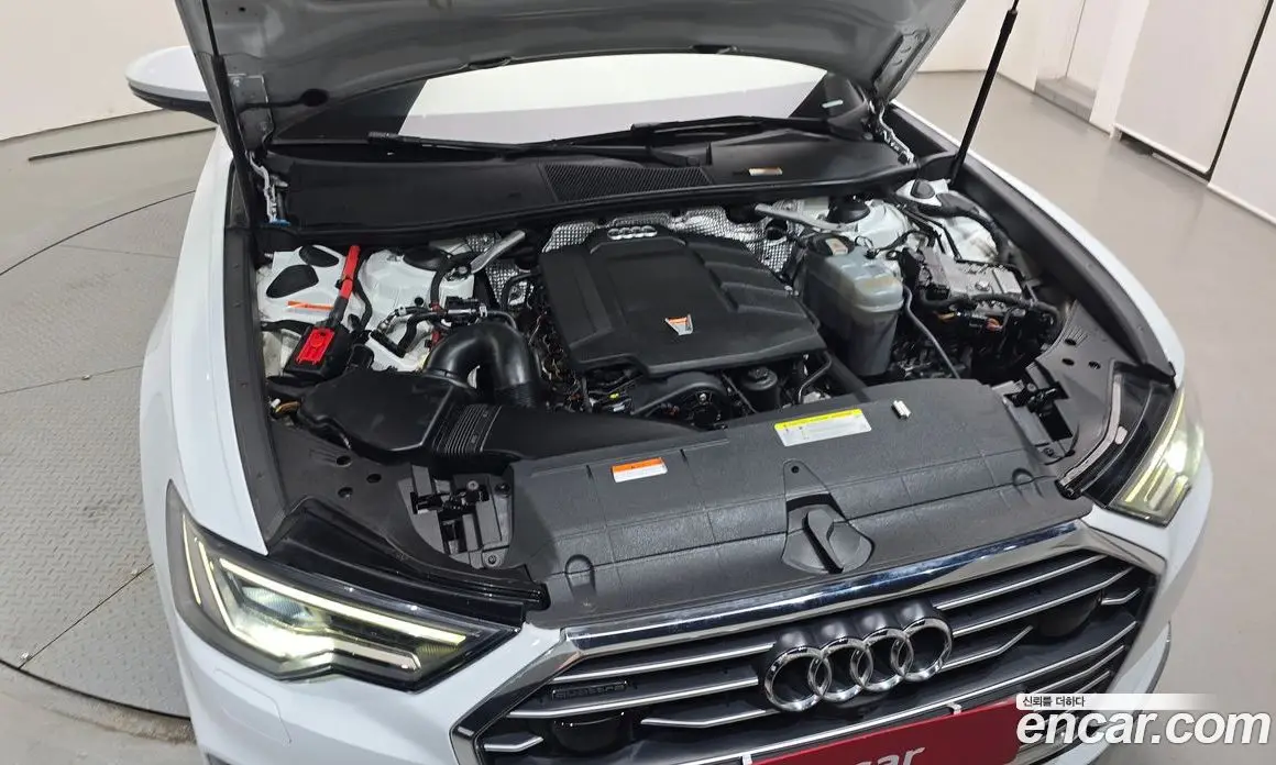 Audi A6 2020 2.0 автомат (гидро), фото 6