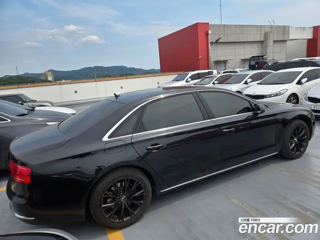 Audi A8 2012 3.0 автомат (гидро), миниатюра 2