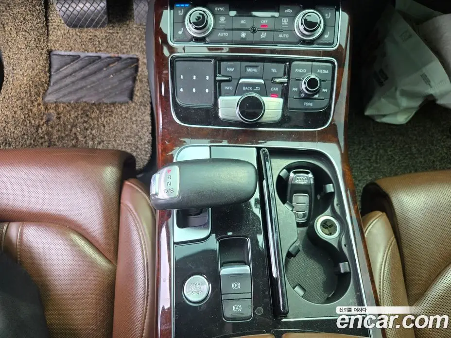 Audi A8 2012 3.0 автомат (гидро), фото 13