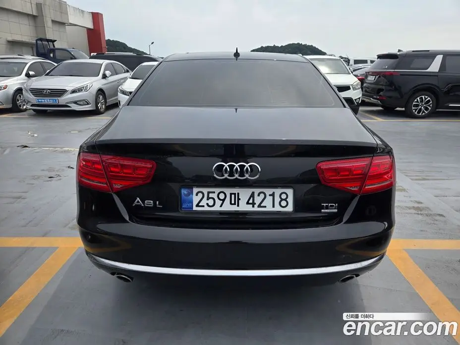 Audi A8 2012 3.0 автомат (гидро), фото 3