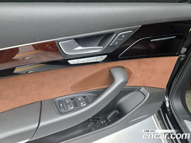 Audi A8 2012 3.0 автомат (гидро), миниатюра 6