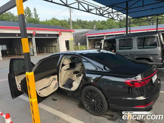 Audi A8 2018 3.0 автомат (гидро), миниатюра 3
