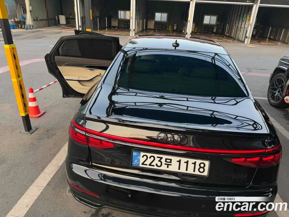 Audi A8 2018 3.0 автомат (гидро), фото 4