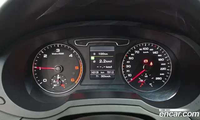 Audi Q3 2014 2.0 автомат (гидро), миниатюра 8