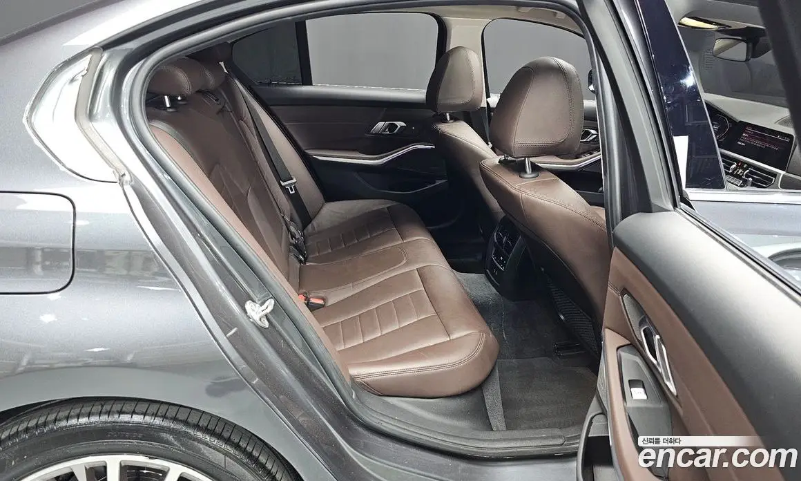BMW 3 серия 2020 2.0 автомат (гидро), фото 17