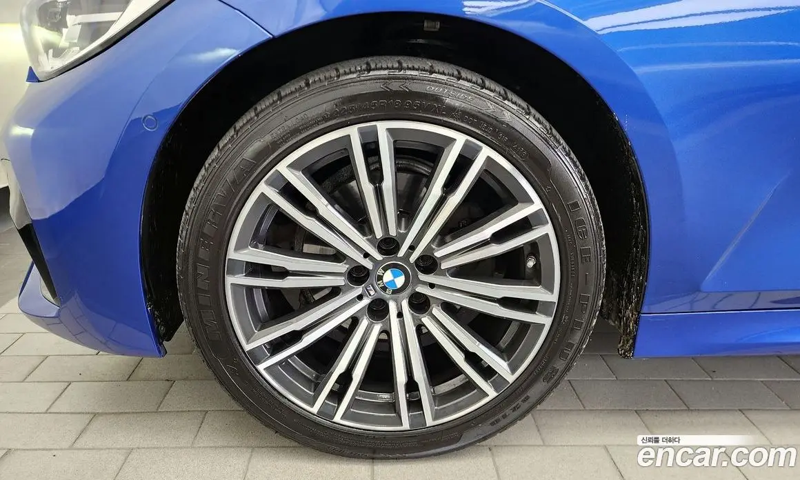BMW 3 серия 2021 2.0 автомат (гидро), фото 4