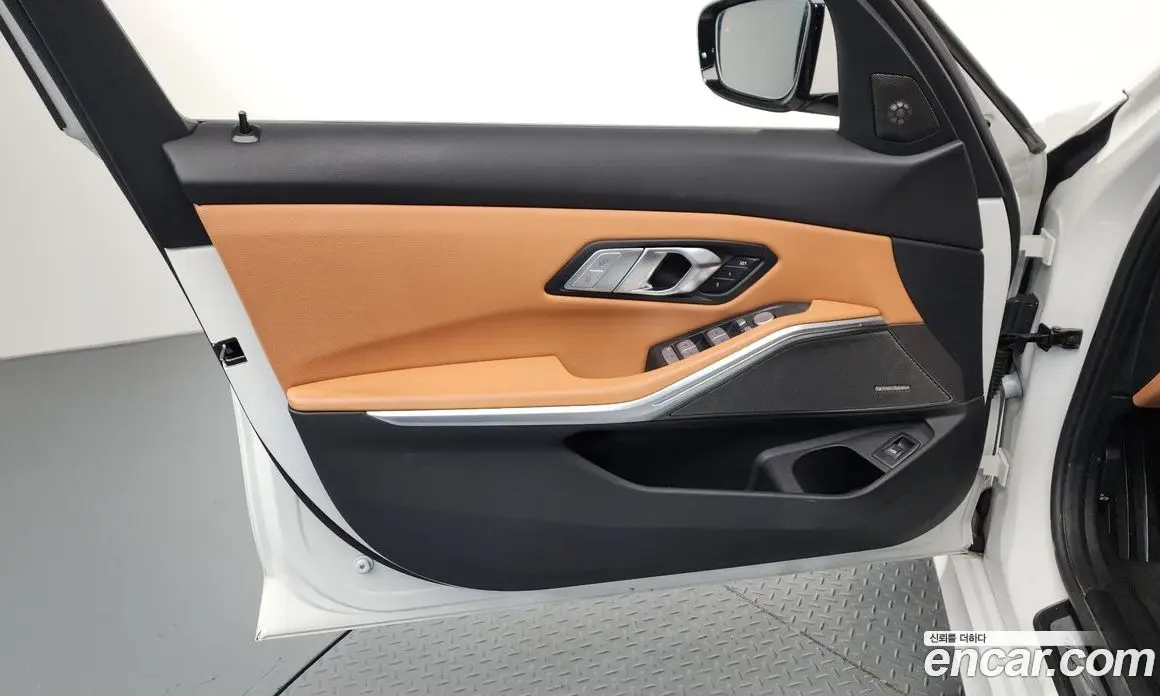 BMW 3 серия 2024 2.0 автомат (гидро), фото 14