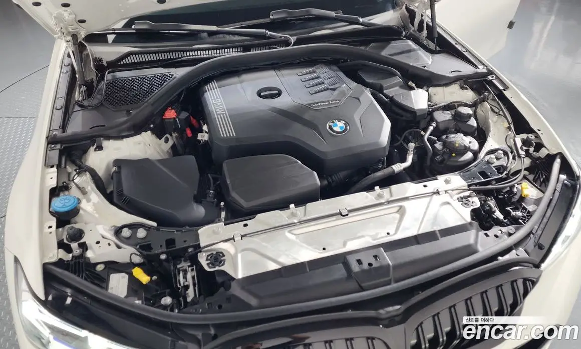 BMW 3 серия 2024 2.0 автомат (гидро), фото 6