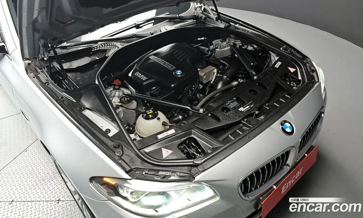 BMW 5 серия 2015 2.0 автомат (гидро), фото 6