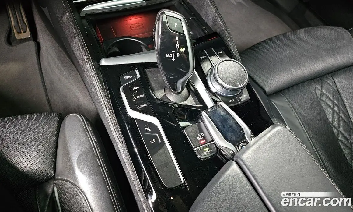 BMW 5 серия 2020 2.0 автомат (гидро), фото 9