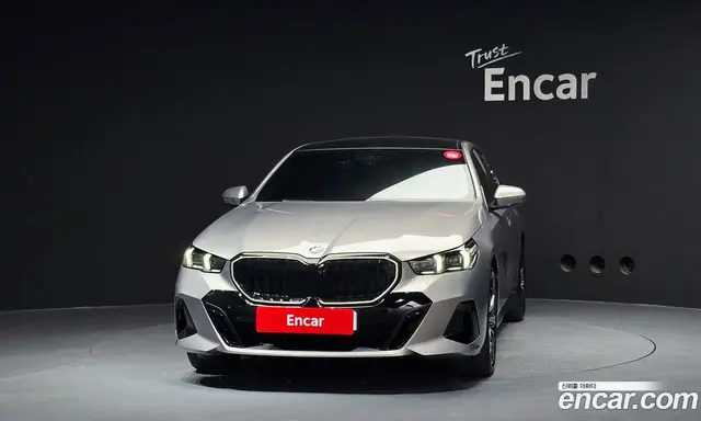 BMW 5 серия 2025 2.0 автомат (гидро), миниатюра 3