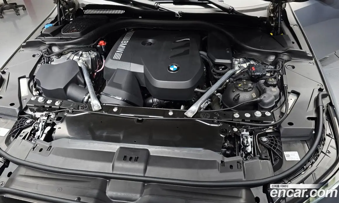 BMW 5 серия 2025 2.0 автомат (гидро), фото 6