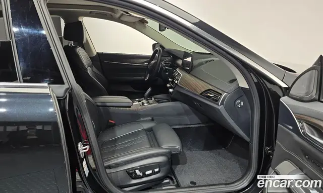 BMW 6 серия 2024 3.0 автомат (гидро), миниатюра 11
