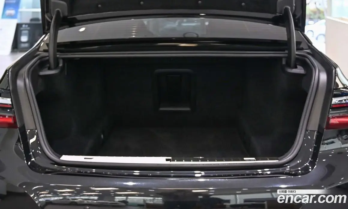BMW 7 серия 2019 3.0 автомат (гидро), фото 7