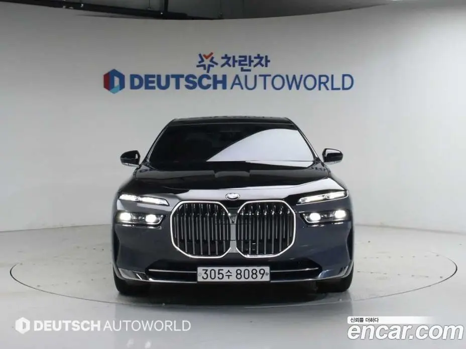 BMW 7 серия 2023 3.0 автомат (гидро), фото 3