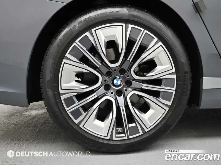 BMW 7 серия 2023 3.0 автомат (гидро), фото 5