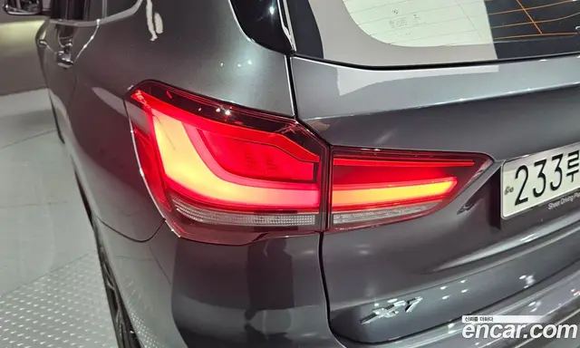 BMW X1 2020 2.0 автомат (гидро), миниатюра 9