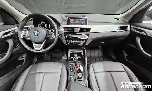 BMW X1 2020 2.0 автомат (гидро), миниатюра 10