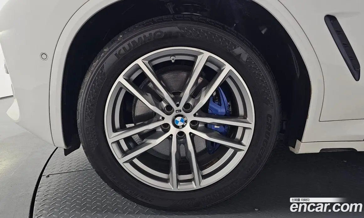 BMW X3 2018 2.0 автомат (гидро), фото 4