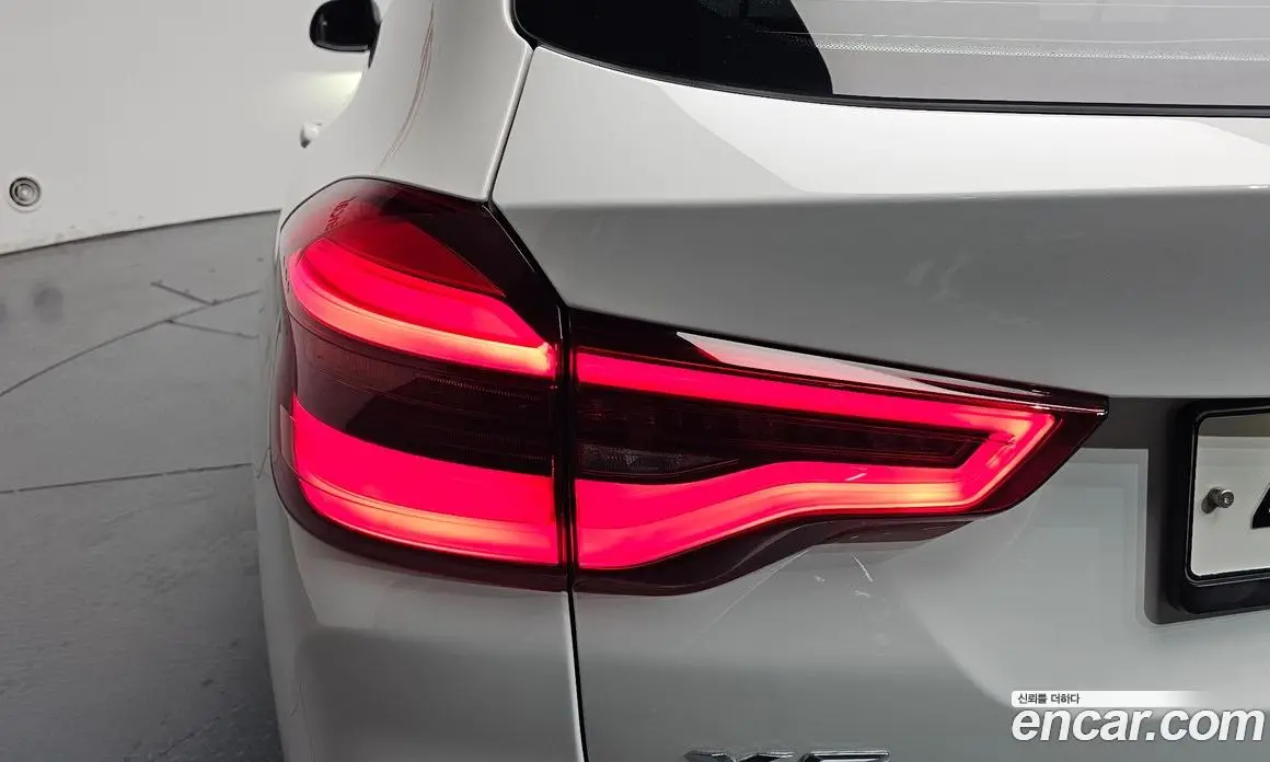 BMW X3 2018 2.0 автомат (гидро), фото 8