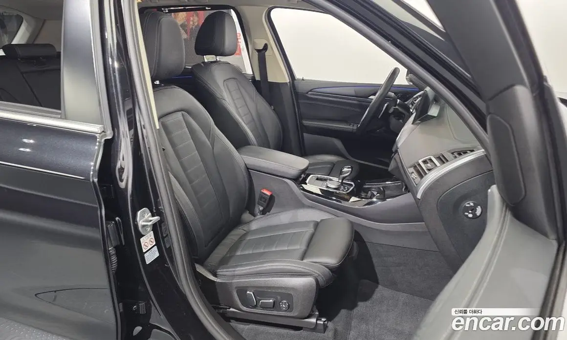 BMW X3 2024 2.0 автомат (гидро), фото 12
