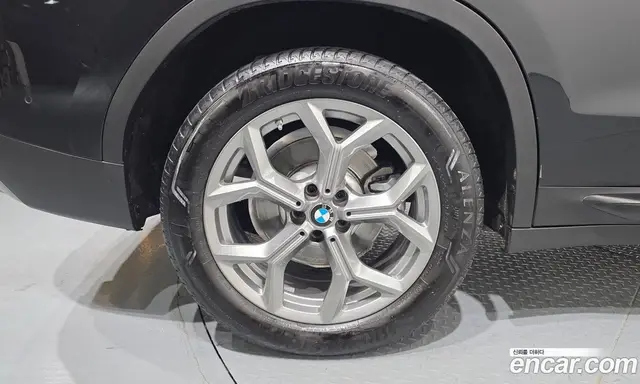 BMW X3 2024 2.0 автомат (гидро), миниатюра 5