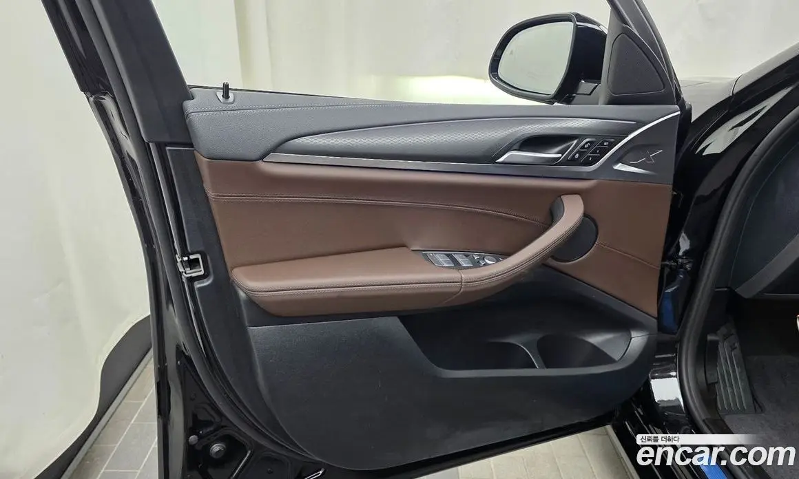 BMW X4 2025 2.0 автомат (гидро), фото 14