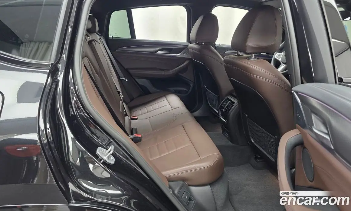 BMW X4 2025 2.0 автомат (гидро), фото 18
