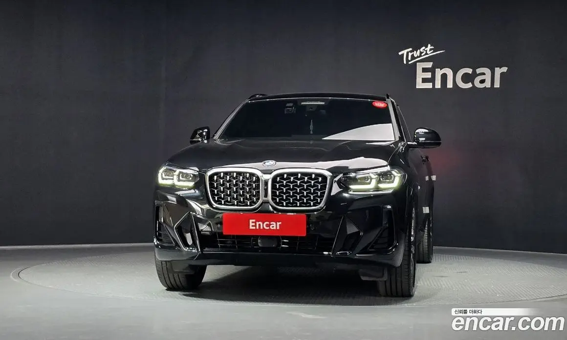 BMW X4 2025 2.0 автомат (гидро), фото 3