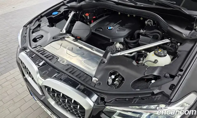 BMW X4 2025 2.0 автомат (гидро), миниатюра 6