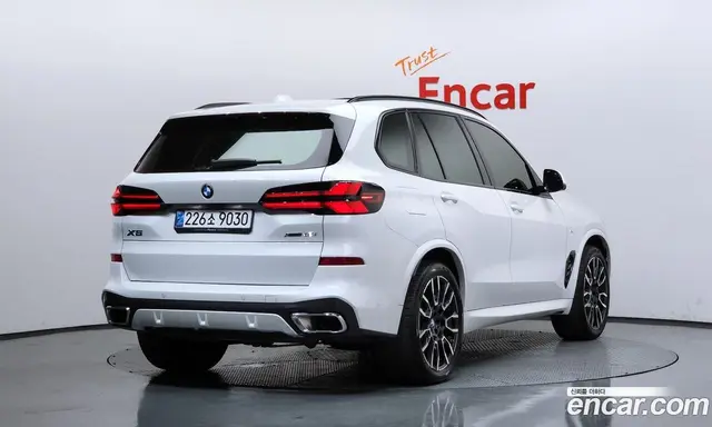 BMW X5 2025 3.0 автомат (гидро), миниатюра 2