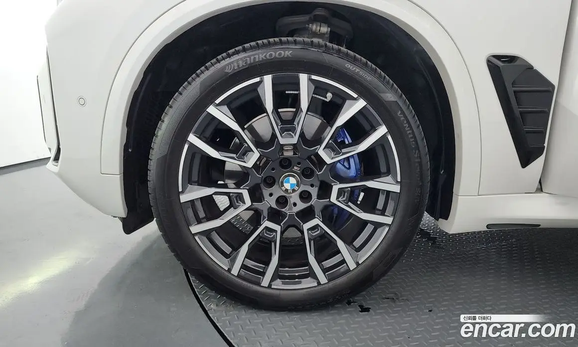 BMW X5 2025 3.0 автомат (гидро), фото 5