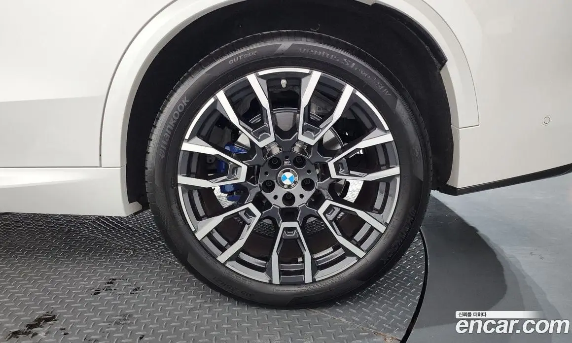 BMW X5 2025 3.0 автомат (гидро), фото 7