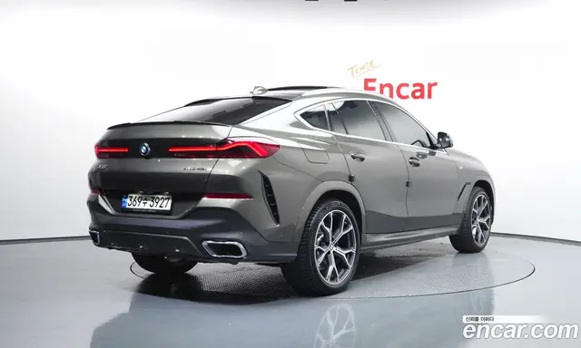 BMW X6 2021 3.0 автомат (гидро), миниатюра 2