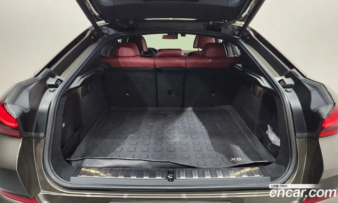 BMW X6 2021 3.0 автомат (гидро), фото 18