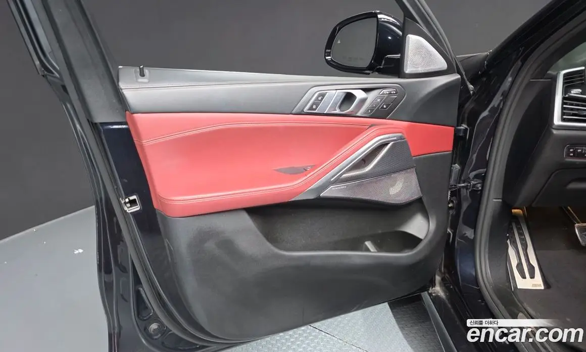 BMW X6 2021 3.0 автомат (гидро), фото 13