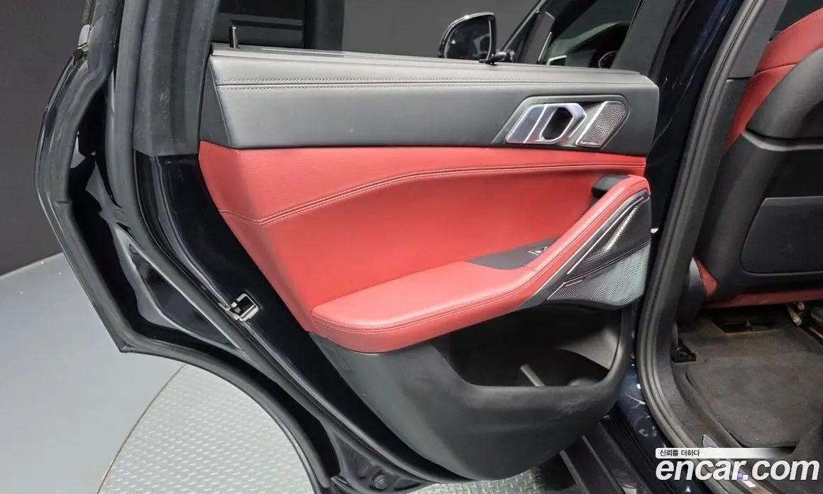 BMW X6 2021 3.0 автомат (гидро), фото 14