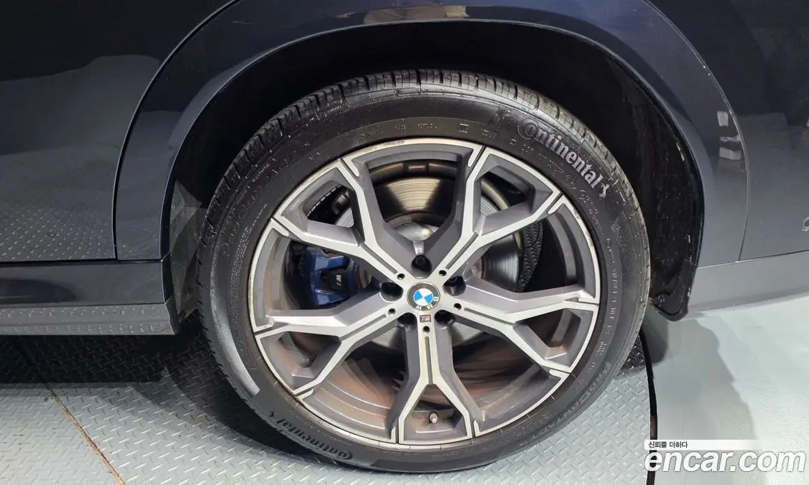 BMW X6 2021 3.0 автомат (гидро), фото 6