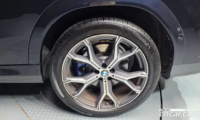 BMW X6 2021 3.0 автомат (гидро), миниатюра 6