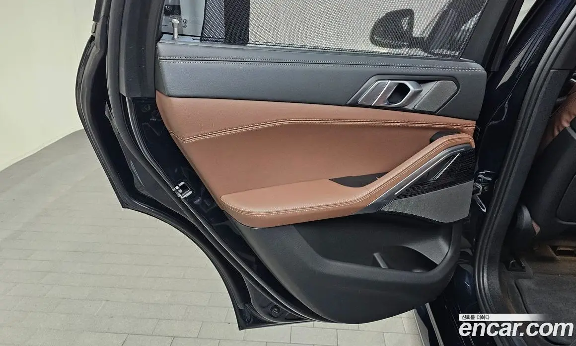 BMW X6 2024 3.0 автомат (гидро), фото 15