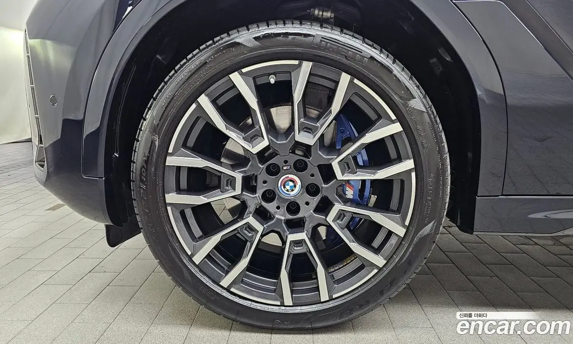 BMW X6 2024 3.0 автомат (гидро), фото 5