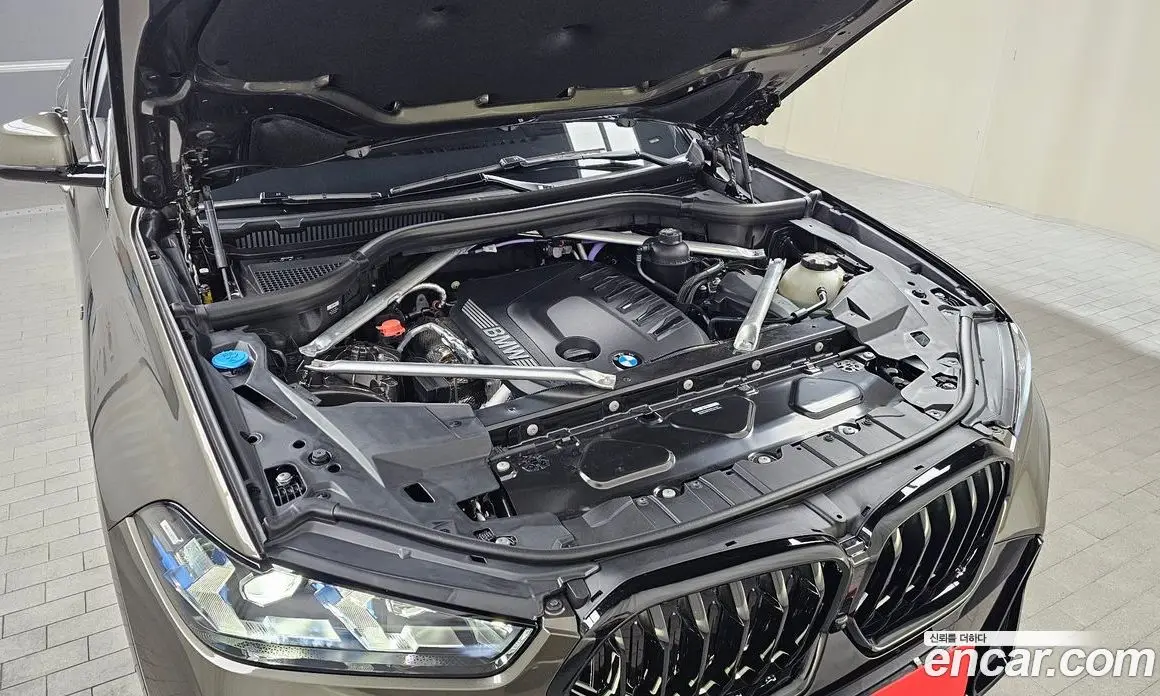 BMW X6 2025 3.0 автомат (гидро), фото 6