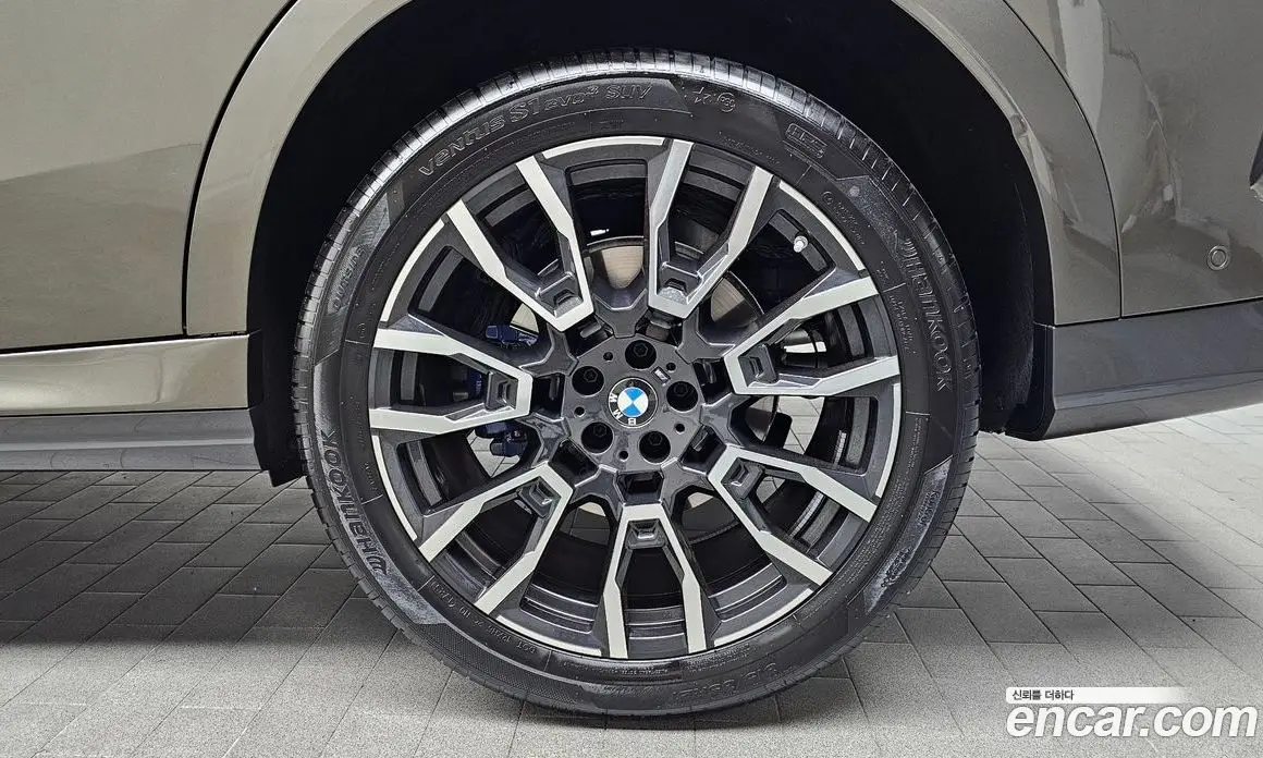 BMW X6 2025 3.0 автомат (гидро), фото 7
