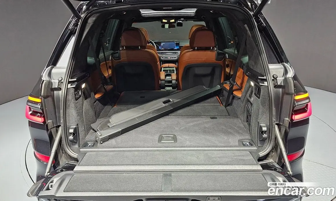 BMW X7 2023 3.0 автомат (гидро), фото 26