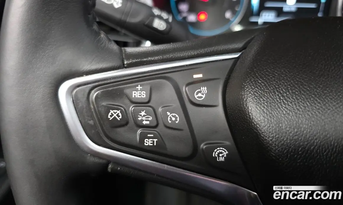 Chevrolet Equinox 2018 1.6 автомат (гидро), фото 18 Chevrolet Equinox 2018 1.6 автомат (гидро), фото 18