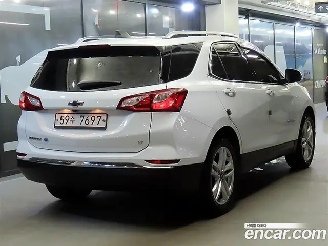 Chevrolet Equinox 2018 1.6 автомат (гидро), миниатюра 4