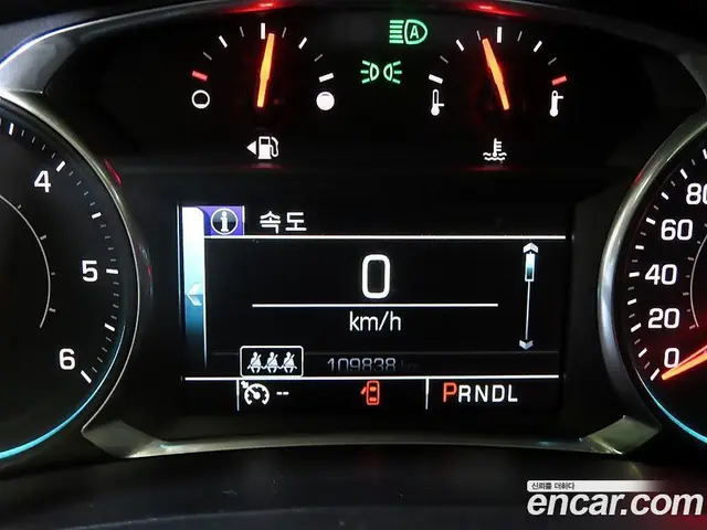 Chevrolet Equinox 2018 1.6 автомат (гидро), миниатюра 9