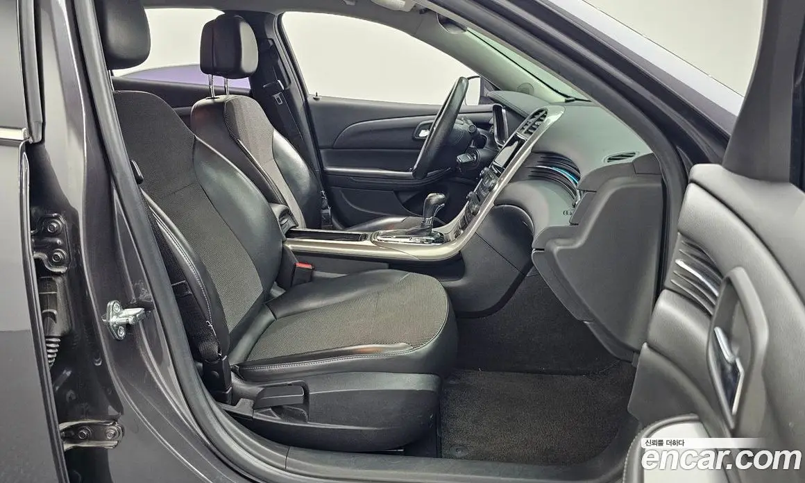 Chevrolet Malibu 2015 2.0 автомат (гидро), фото 16